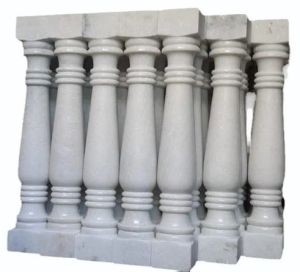 2.5 Feet Polished White Marble Pillar