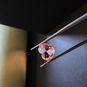 Elegant 1.01 CT Heart Shape CVD Pink Diamond