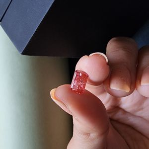 Elegant2.03 Carat High Quality Radiant Cut CVD Pink Diamond