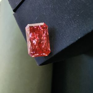 Elegant2.03 Carat High Quality Radiant Cut CVD Pink Diamond