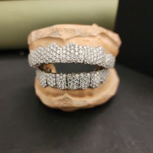 Elegant Customized Hip Hop Diamond Grillz Set