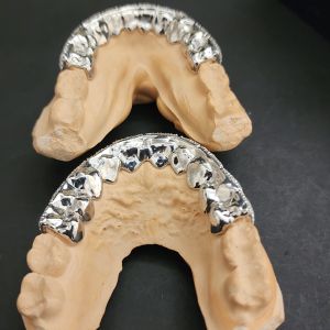 Elegant Customized Hip Hop Diamond Grillz Set
