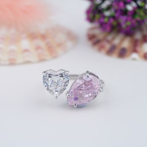 Handcrafted Dual Stone Toi ET Moi Diamond Ring for Women