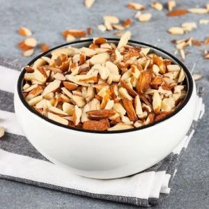 Blanched Kashmiri Almond Slices
