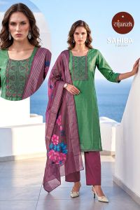 Elegant Embroidered Kurti Set
