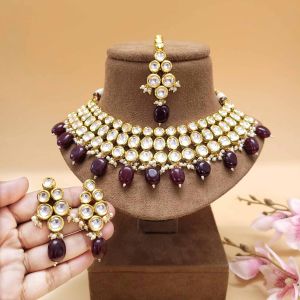 Kundan Choker Set