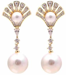 Pearl Drop Earring