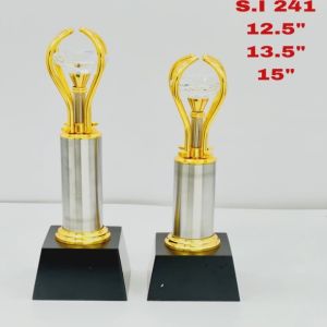Crystal Diamond Trophy With Wooden Base