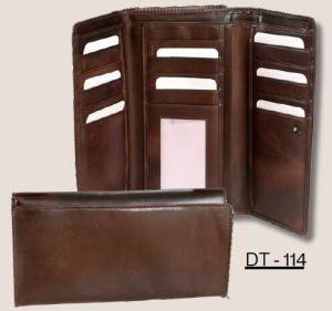 Premium Calf Vt Leather Finish Women Clutch