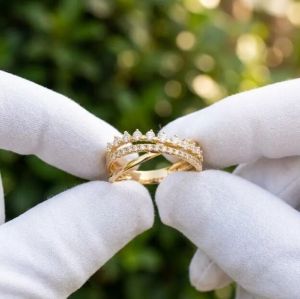 14K Yellow Gold E VVS2 Lab Grown Round Diamond Stackable Ring