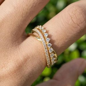 14K Yellow Gold E VVS2 Lab Grown Round Diamond Stackable Ring