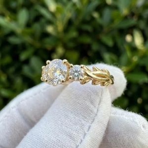 2.30CT Round Brilliant Lab Grown Diamond Ring