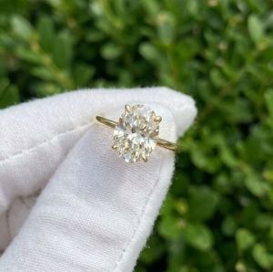 2 Carat E VVS2 IGI Certified Oval Cut Lab Grown Diamond Ring