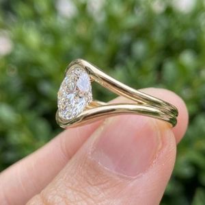 2 CT Round Cut E VVS2/VS1 Lab Grown Diamond Ring