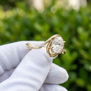 22K Yellow Gold Lab Grown Twisted Diamond Ring