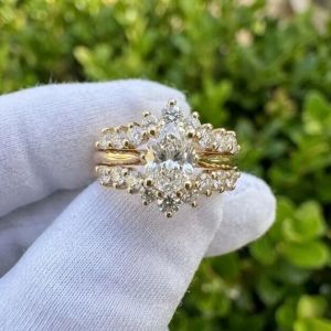 2Ct Oval E VVS2 Lab Grown Diamond Engagement Ring Set