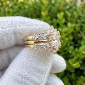 2Ct Oval E VVS2 Lab Grown Diamond Engagement Ring Set