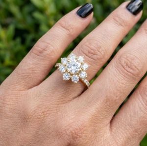 3 Ctw E VVS2/VS1 Lab Grown Diamond Floral Halo Ring