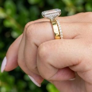 3CT Emerald Cut E VVS2/VS1 Labgrown IGI Certified Diamond Ring Set