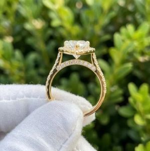 3CT Heart Cut E VVS2/VS1 Lab Grown IGI Certified Diamond Ring