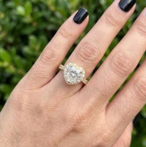 3CT Heart Cut E VVS2/VS1 Lab Grown IGI Certified Diamond Ring