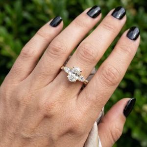 3CT IGI Certified E VVS2 Oval Lab Grown Diamond Engagement Ring
