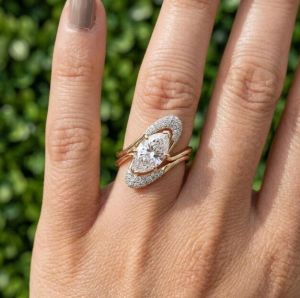 3CT Marquise Cut E VVS2/VS1 Labgrown Diamond Bridal Ring Set