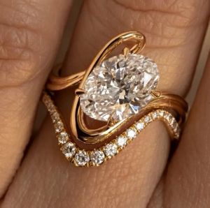 3CT Oval Cut E VVS2 / VS1 IGI Certified Lab Grown Diamond Bridal Ring