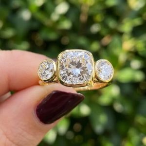 3CTW Carat Cushion Cut E VVS2/VS1 Lab Grown Diamond 3 Stone Ring