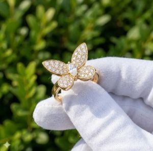 E VVS2 Lab Grown Marquise Diamond Butterfly Ring