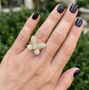 E VVS2 Lab Grown Marquise Diamond Butterfly Ring