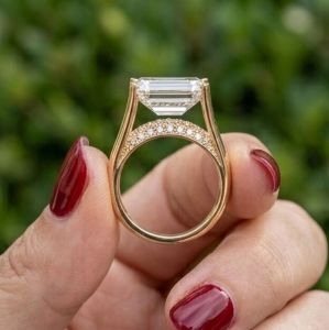 Emerald Cut E VVS2/VS1 Lab Grown Diamond Engagement Ring