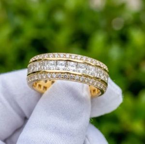 Luxury 7mm Width Princess Cut Lab Grown Diamond Eternity Ring