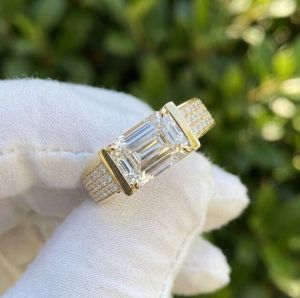 Yellow Gold E VVS2/VS1 Emerald Cut Lab Grown Diamond Ring Set