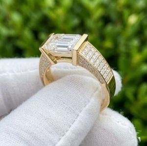 Yellow Gold E VVS2/VS1 Emerald Cut Lab Grown Diamond Ring Set