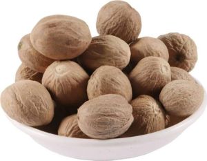 Whole Nutmeg Seeds
