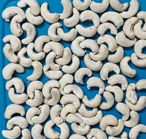 W240 Cashew Nut