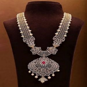 Bridal Wear Vadanam White Gold Diamond Necklace