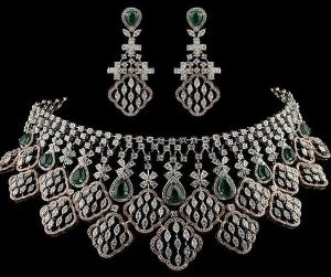 Stylish Diamond Choker Necklace Set
