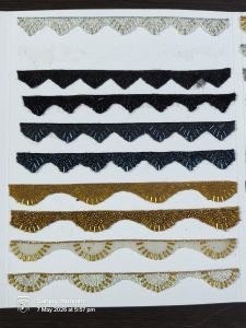 Geometric Moti Scalloped Lace