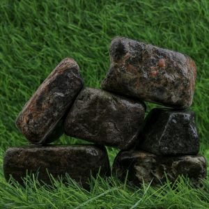 Rain Forest Black Wet Garden Pebbles