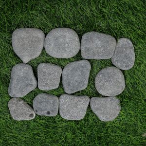 Tumbled Gray Dry Pebbles