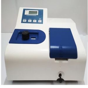 UV Visible Spectrophotometer
