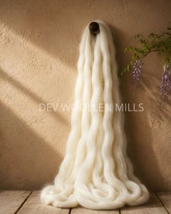 Long Staple Natural White Lincoln Wool