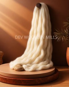 Long Staple White Alpaca Wool