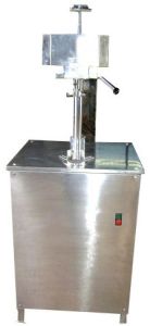 Screw Capping Machine