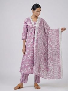 Ladies Lavender Printed Kurti Pant Dupatta Set