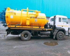4000 Ltr. Sewer Jetting Cum Suction Machine