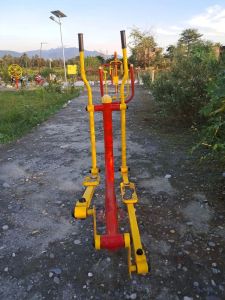 Outdoor Gym Cross Walker