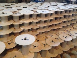 Plywood spool